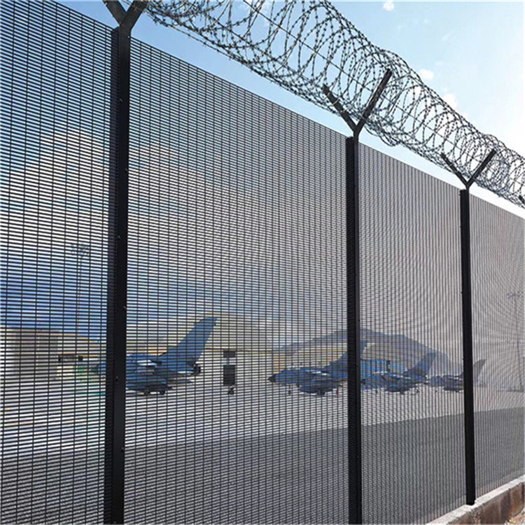 海南機場刺鐵絲隔離柵