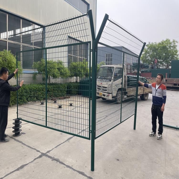 高速道路護欄網